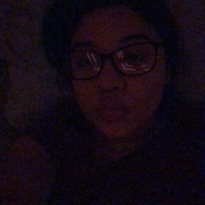 Meet your Posher, Melanie